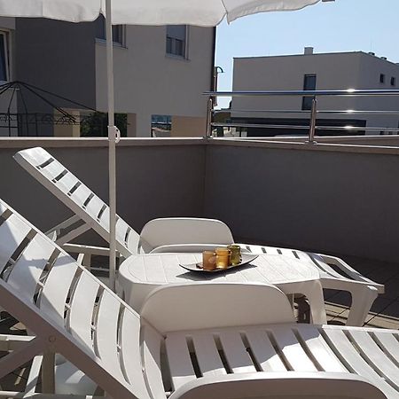 Apartment Orange Brist Пула Екстериор снимка